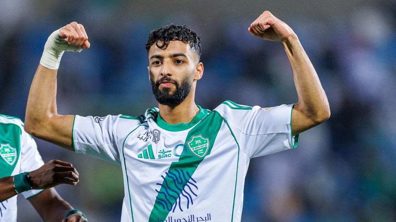 متهم بالشماتة.. صورة أبو الشامات تثير الجدل بعد خسارة السعودية